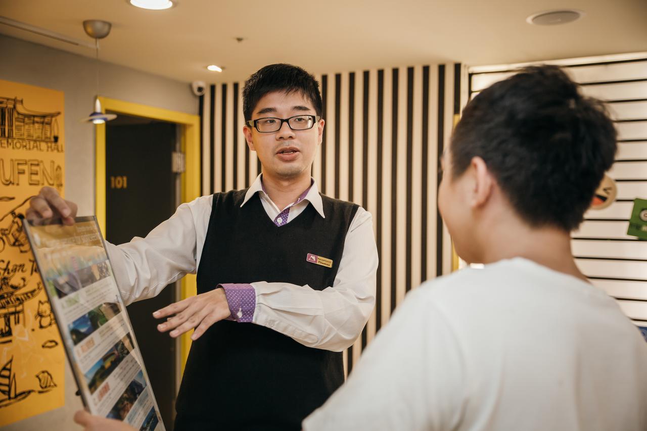 Click Hotel - Ximending Branch Taipei Bagian luar foto