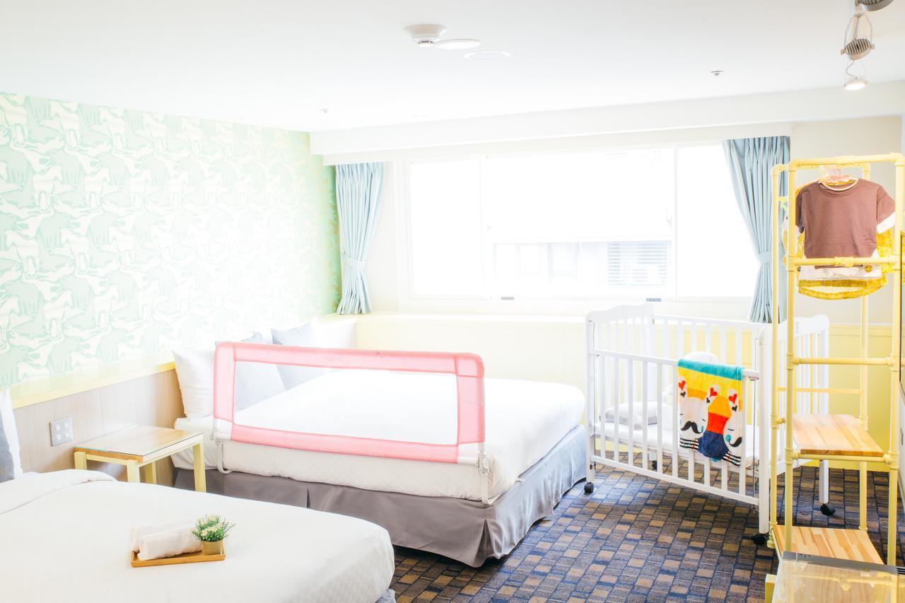Click Hotel - Ximending Branch Taipei Bagian luar foto